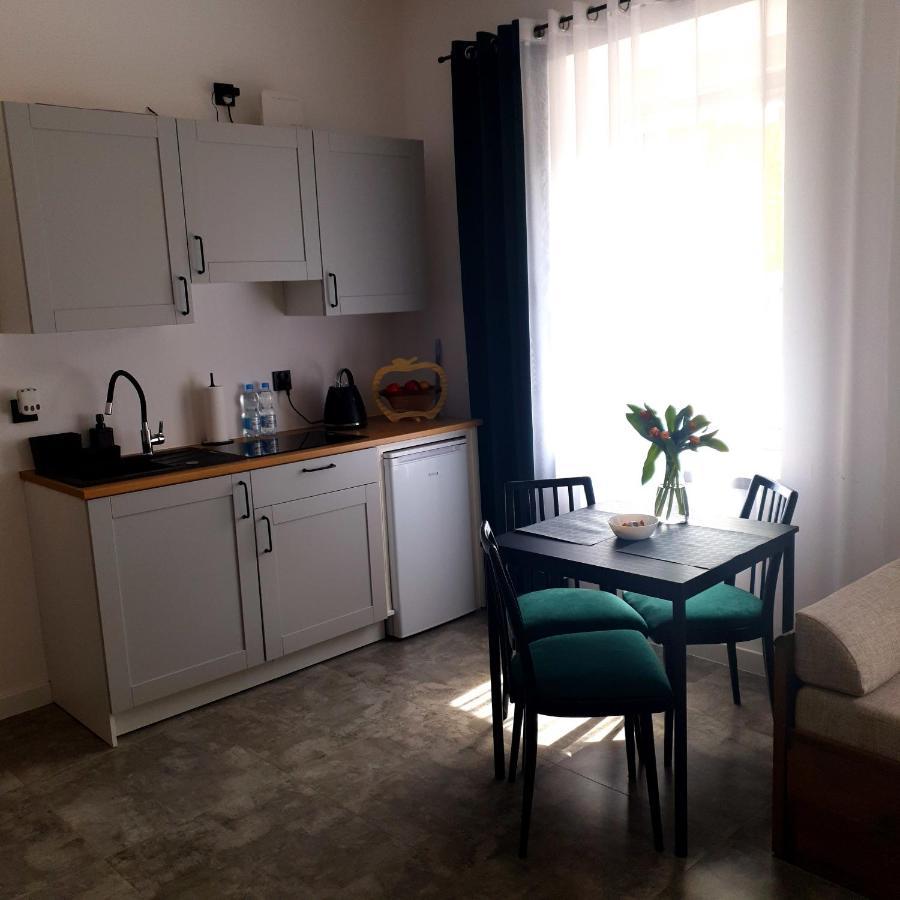 Apartament Z Historia Jelenia Gora Exterior photo
